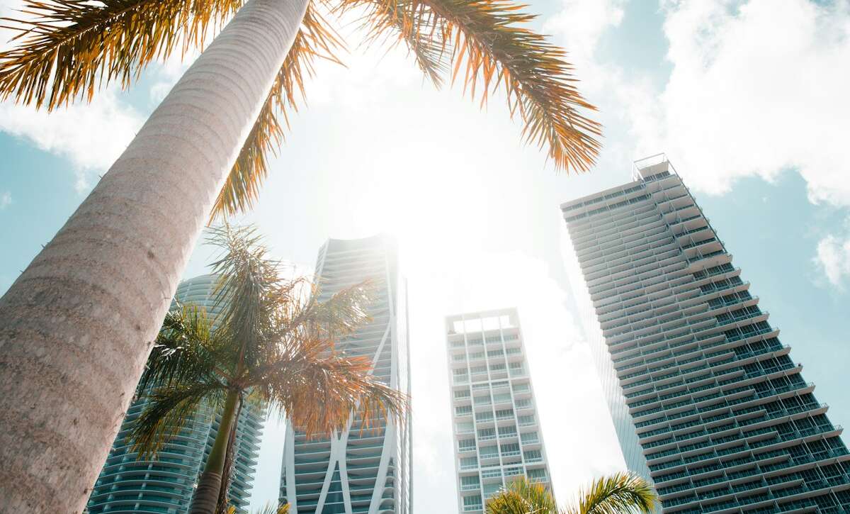 Skyline de Miami Florida - mercado inmobiliario de inversión
