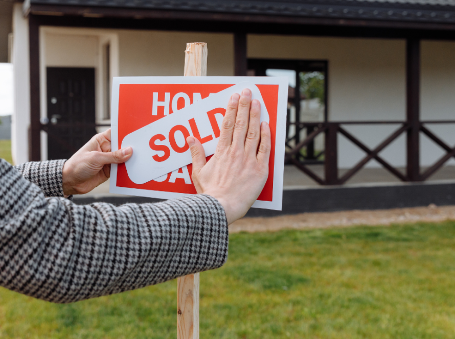 sell vs sold
