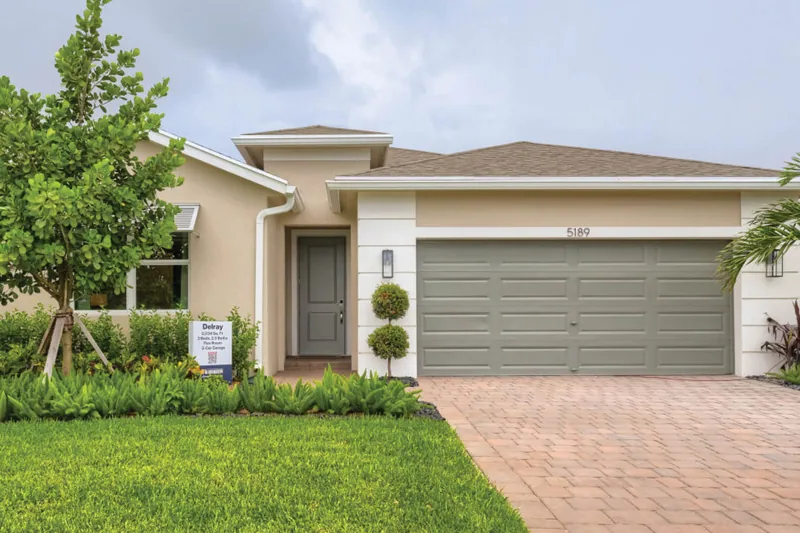 Blossom Trail, obra nueva en Greenacres, Florida