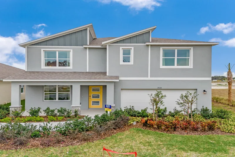 Buena Lago Modern, obra nueva en Saint Cloud, Florida