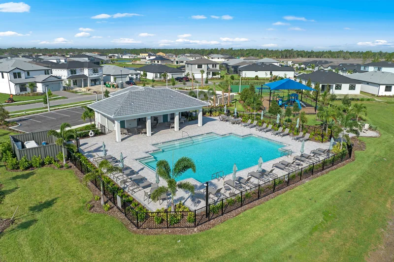 Cedar Grove at the Woodlands, obra nueva en North Port, Florida