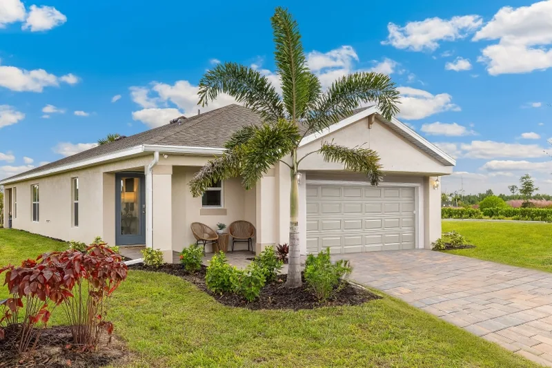 Coral Bay - Express & Tradition, obra nueva en North Fort Myers, Florida