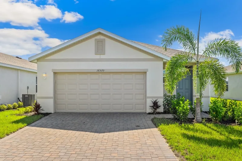 Driftwood Bay, obra nueva en Port Charlotte, Florida