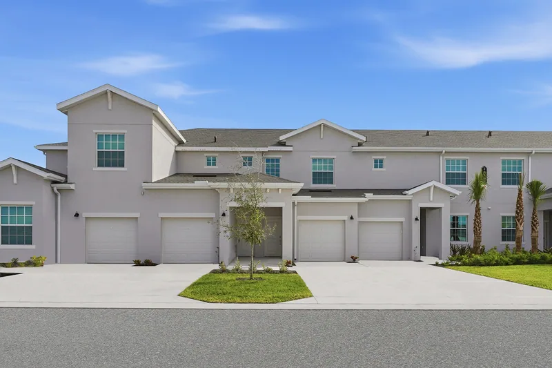 Ibis Landing Golf Country Club · Carriage Homes, obra nueva en Lehigh Acres, Florida