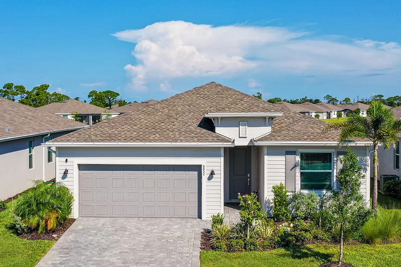 Island Lakes At Coco Bay · Executive Homes, obra nueva en Englewood, Florida