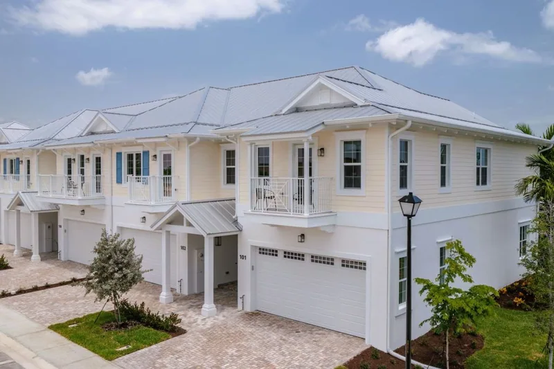 The Reserve at Tequesta, obra nueva en Tequesta, Florida