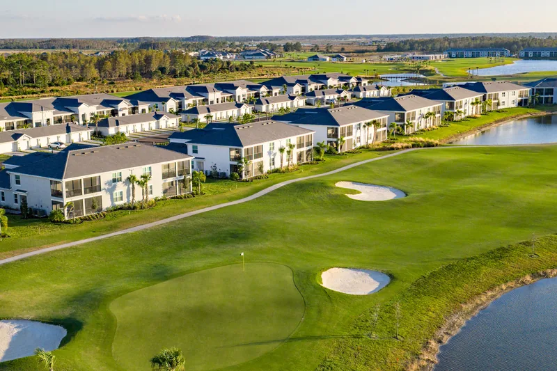 Webbs Reserve At Babcock Ranch · Coach Homes, obra nueva en Punta Gorda, Florida