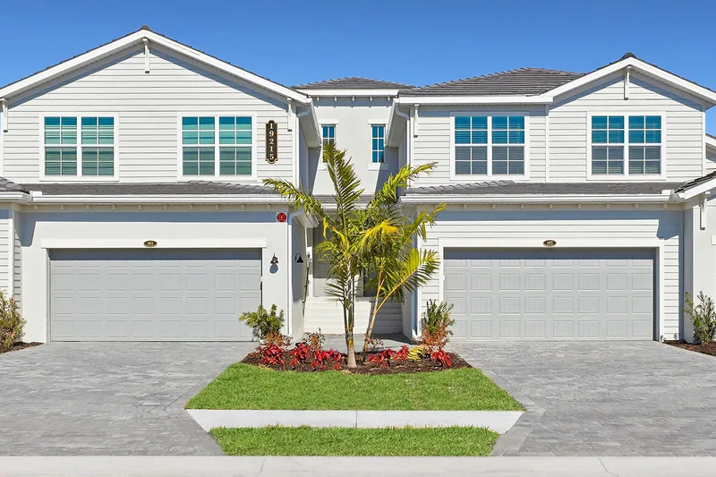 Wellen Park Golf Country Club · Coach Homes, obra nueva en Venice, Florida